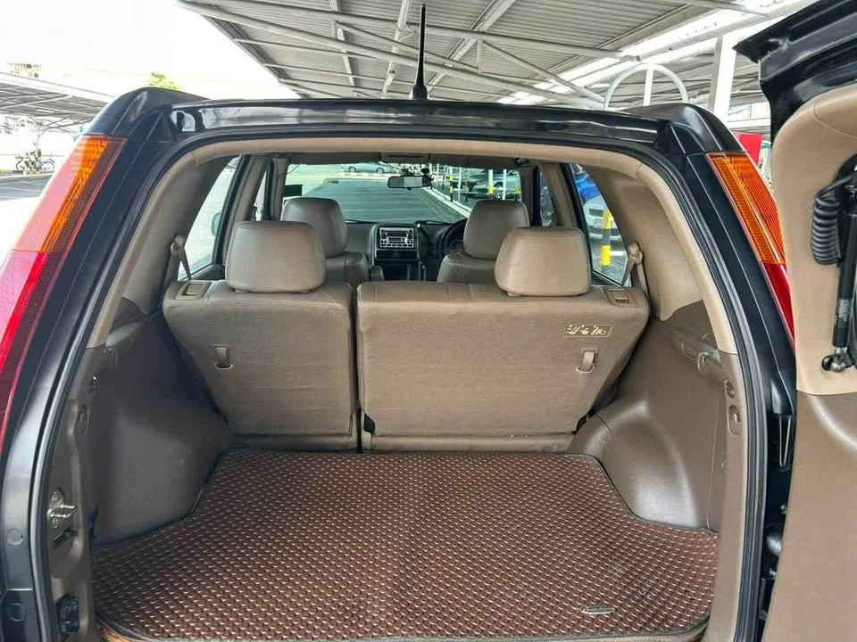 2003 Honda CR-V II 2