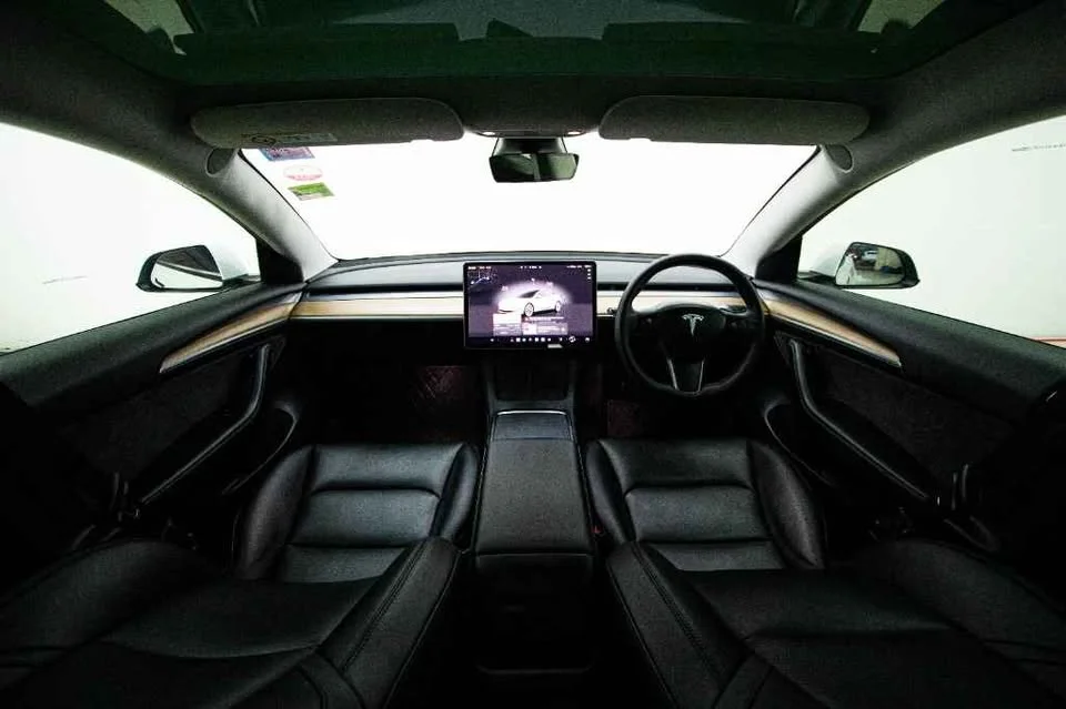 2022 Tesla Model 3 2