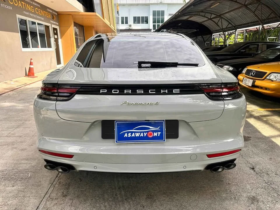 2019 Porsche Panamera II 3