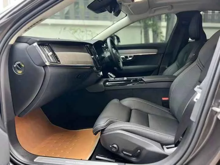 2023 Volvo S90 II 2