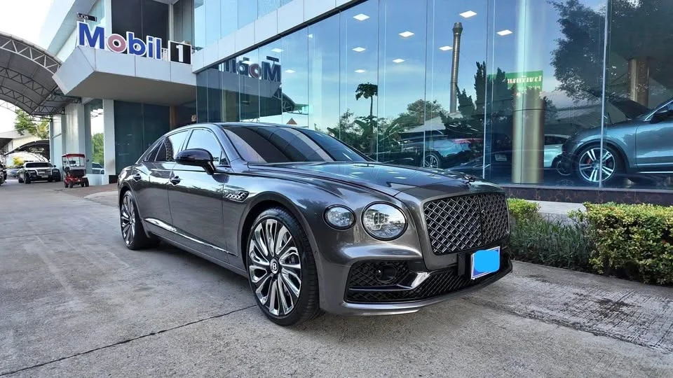2021 Bentley Flying Spur III 3
