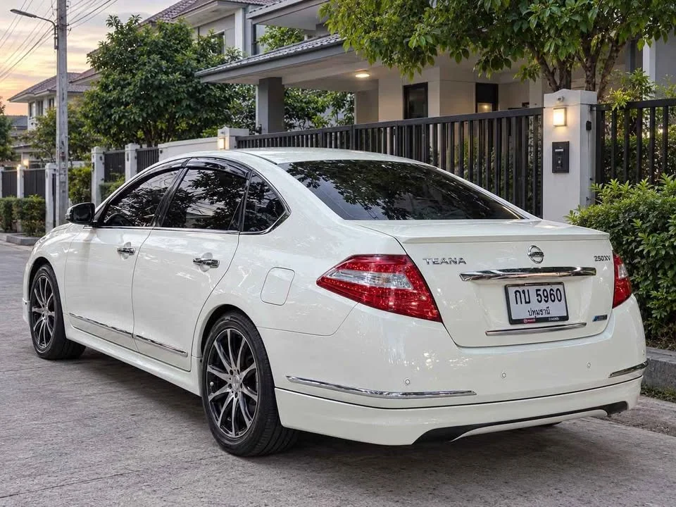 2011 Nissan Teana II (J32) 3
