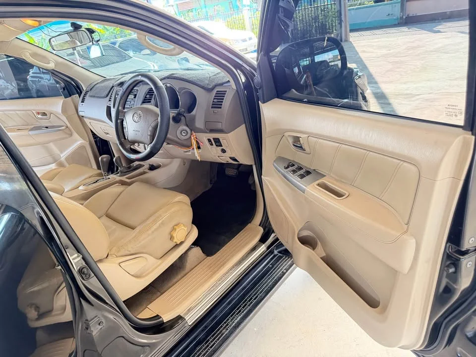 2007 Toyota Fortuner I 3