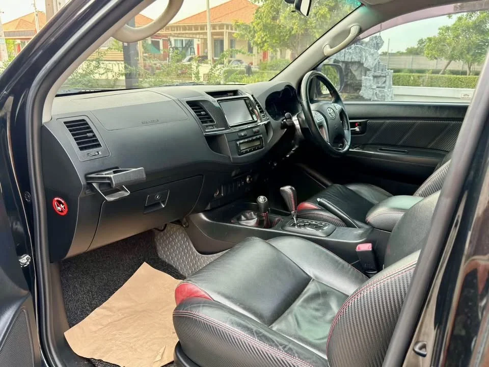 2014 Toyota Fortuner I 3