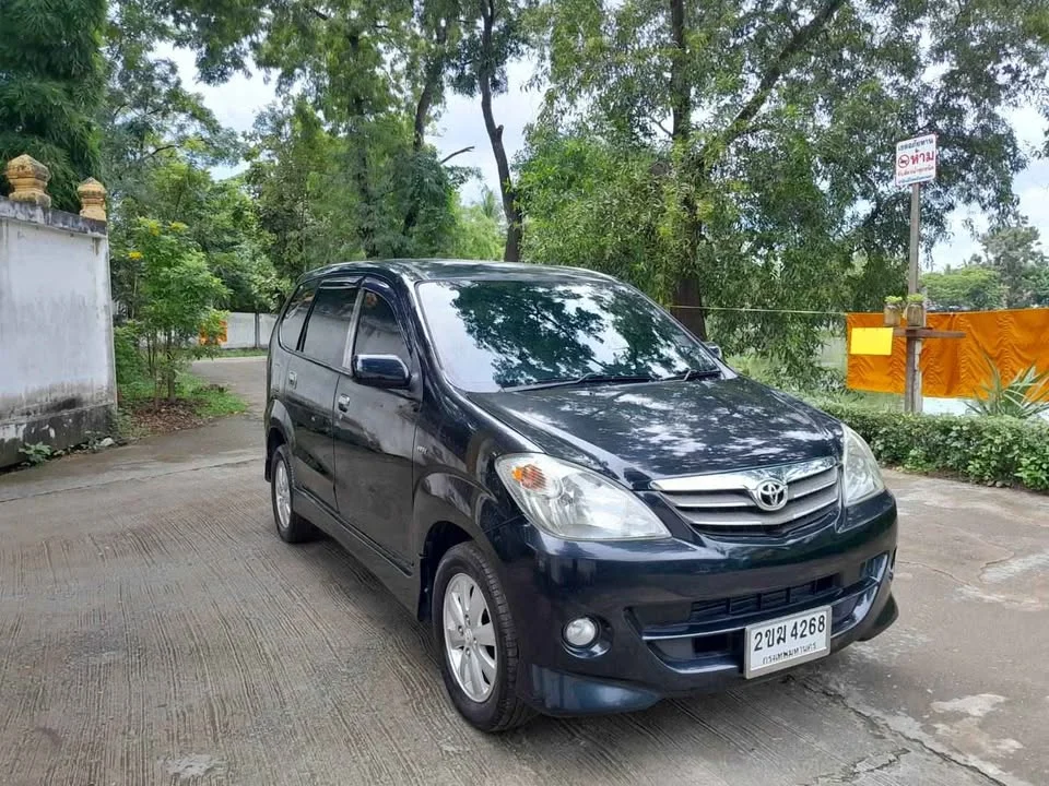 Toyota Avanza I 2