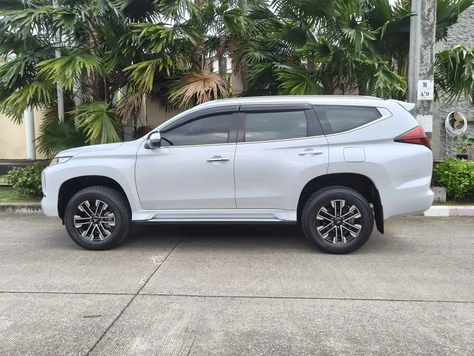 2020 Mitsubishi Pajero Sport III 3