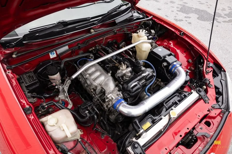 2005 Mazda MX-5 II 2