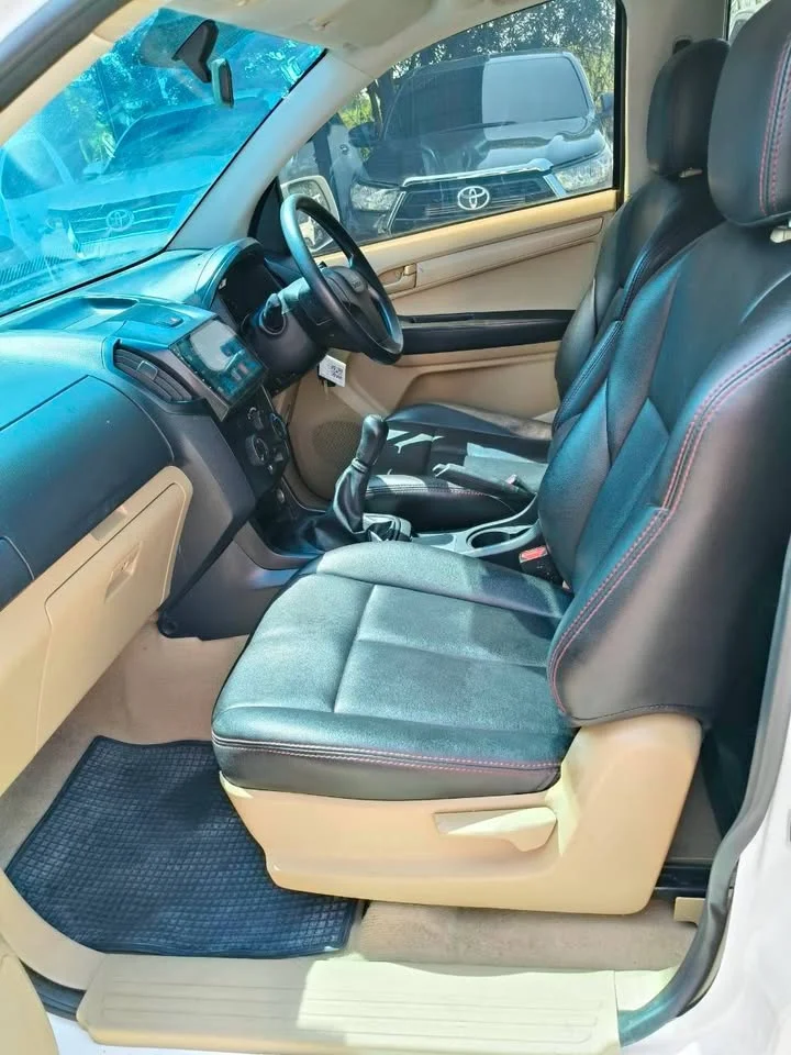 2013 Isuzu D-Max II (RT) 3