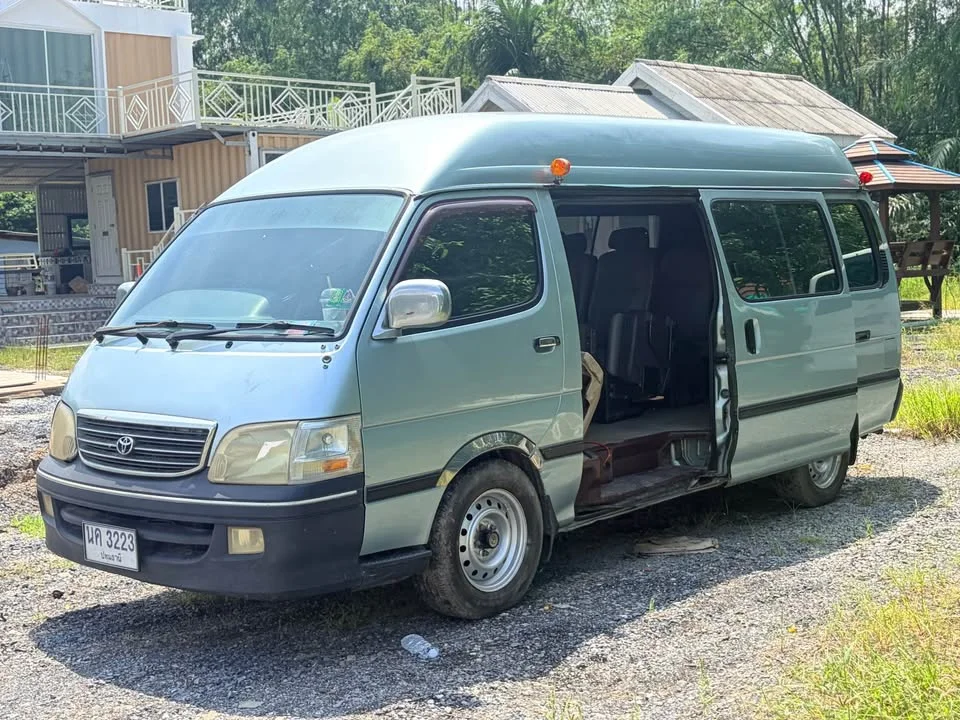 2001 Toyota Commuter IV (H100) 3