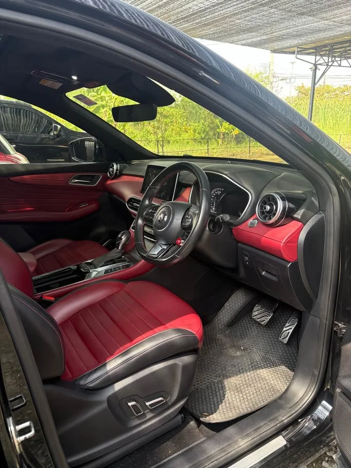 2020 MG HS 3