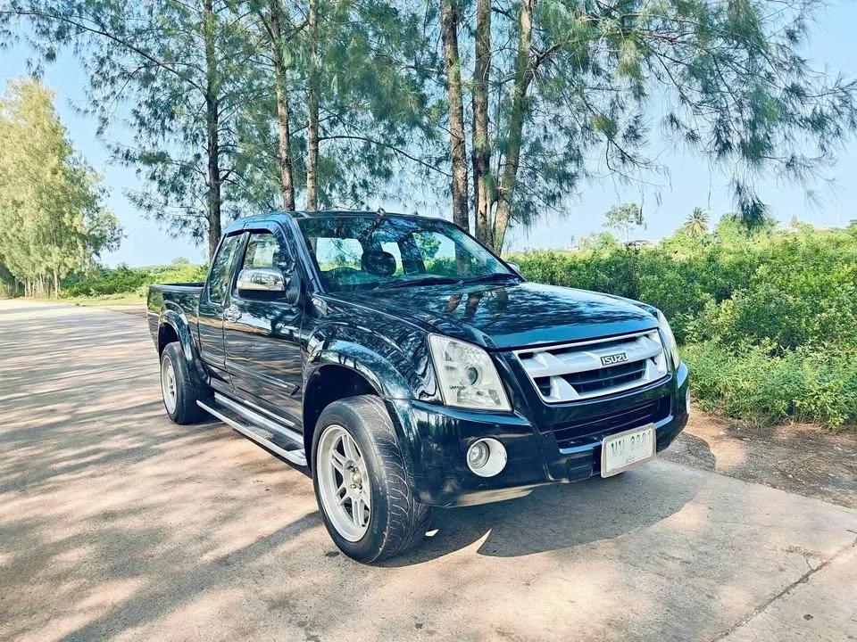 2008 Isuzu D-Max I 3