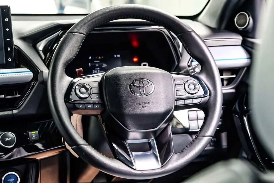 2024 Toyota Yaris Cross AC200 3