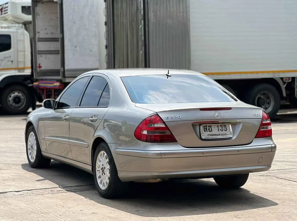 2005 Benz E-Class W211 3