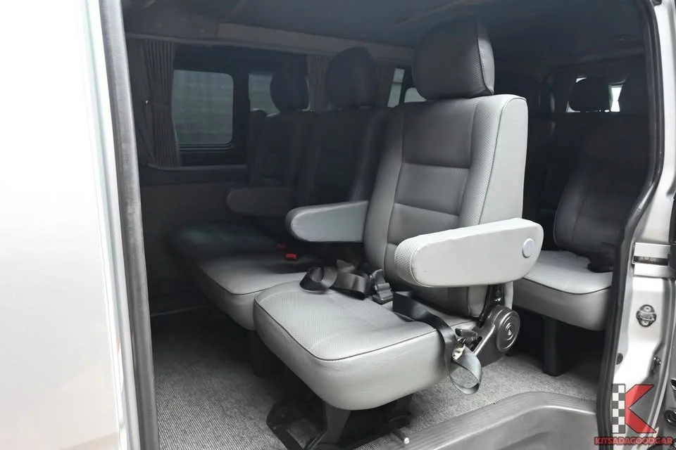 2014 Toyota HiAce V (H200) 2
