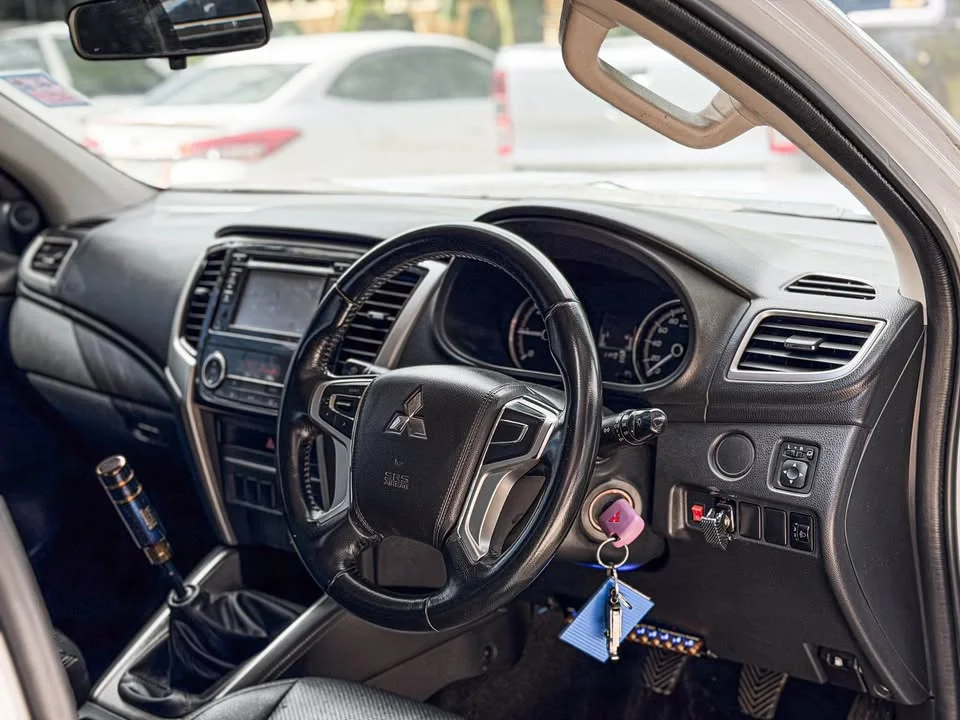 2019 Mitsubishi Triton V 2