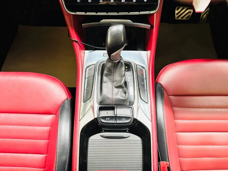 2019 MG HS 3