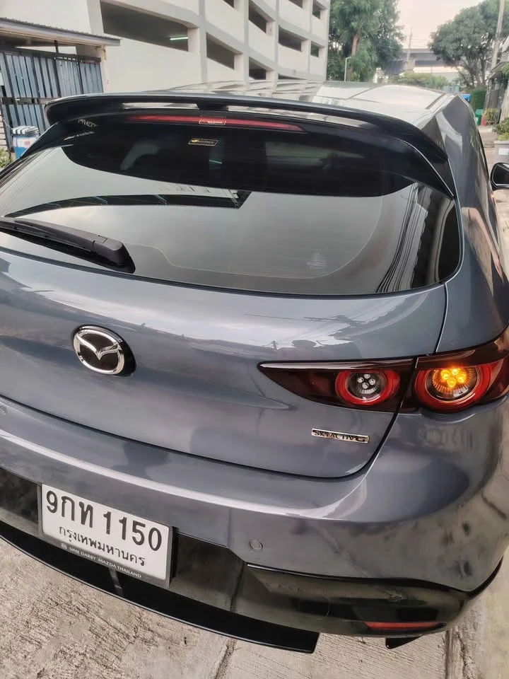 2019 Mazda 3 IV 2