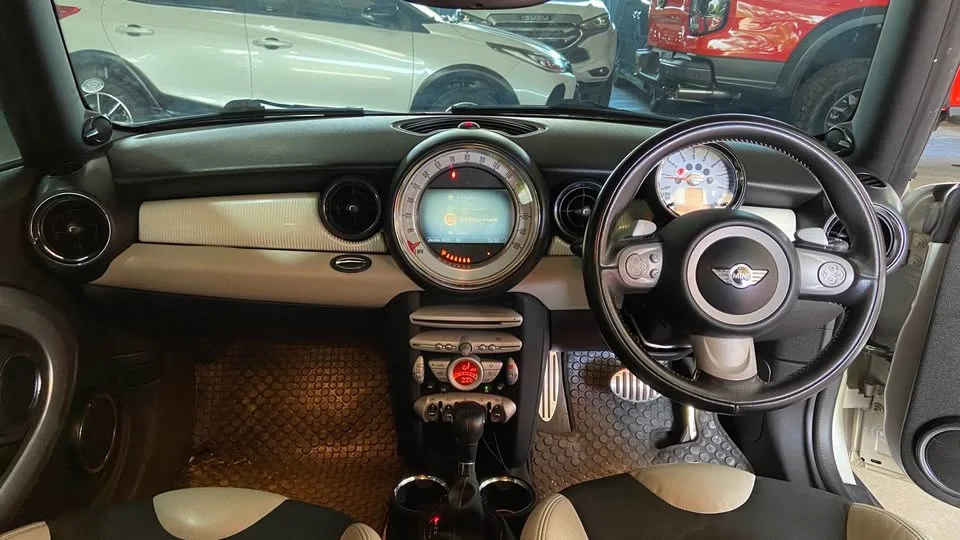 2010 Mini Clubman I 3