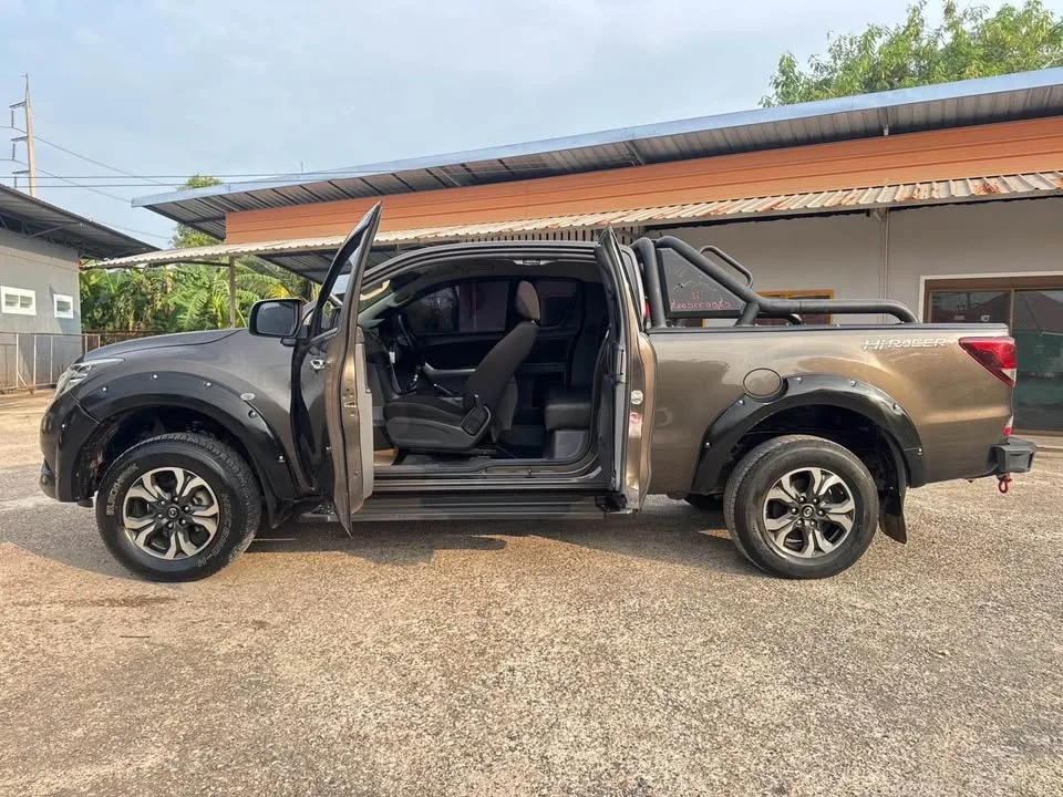2021 Mazda BT-Series II 2