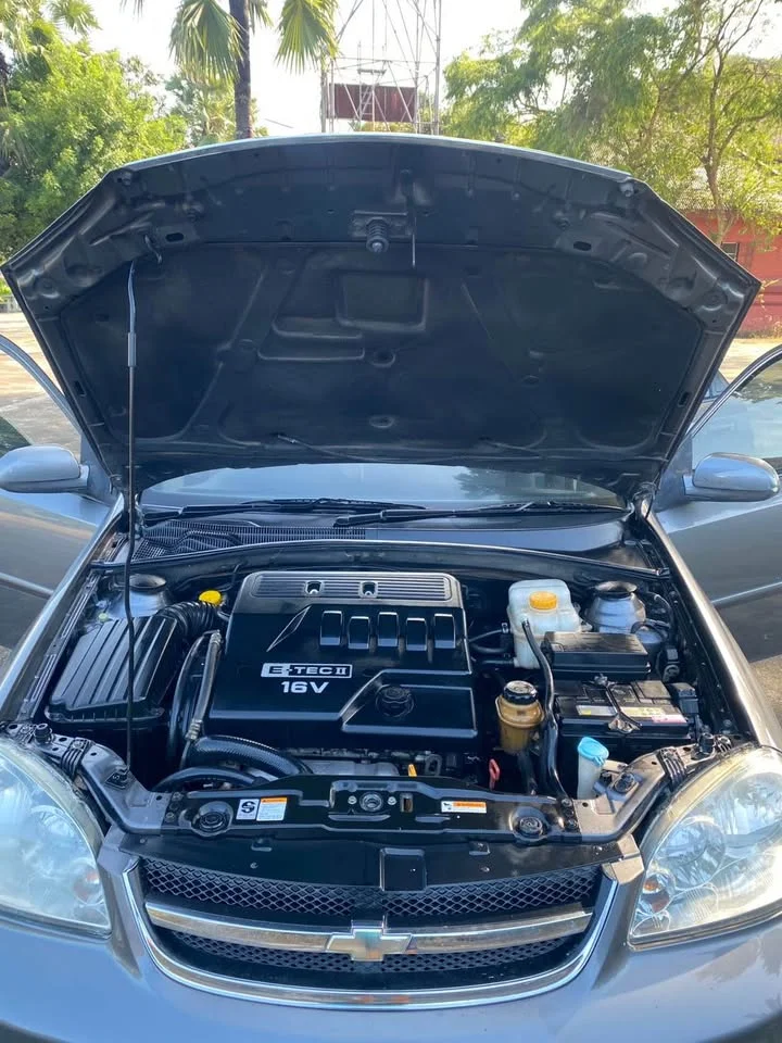 2005 Chevrolet Optra 2