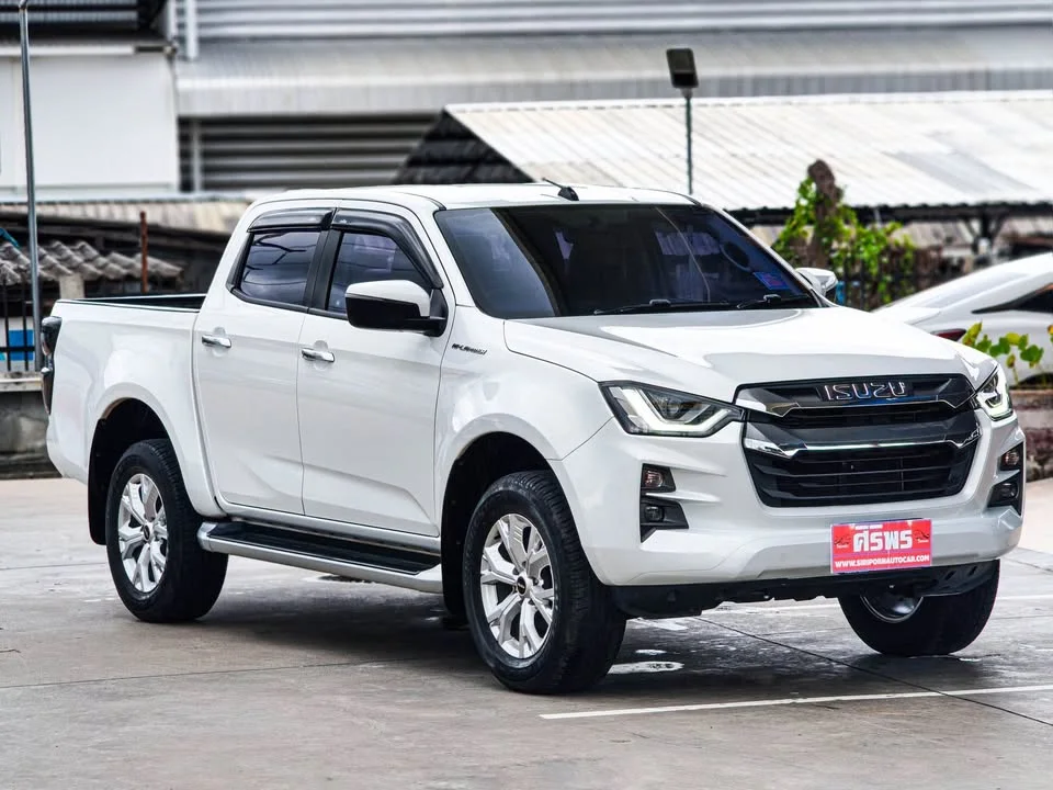 2023 Isuzu D-Max III (RG) 3