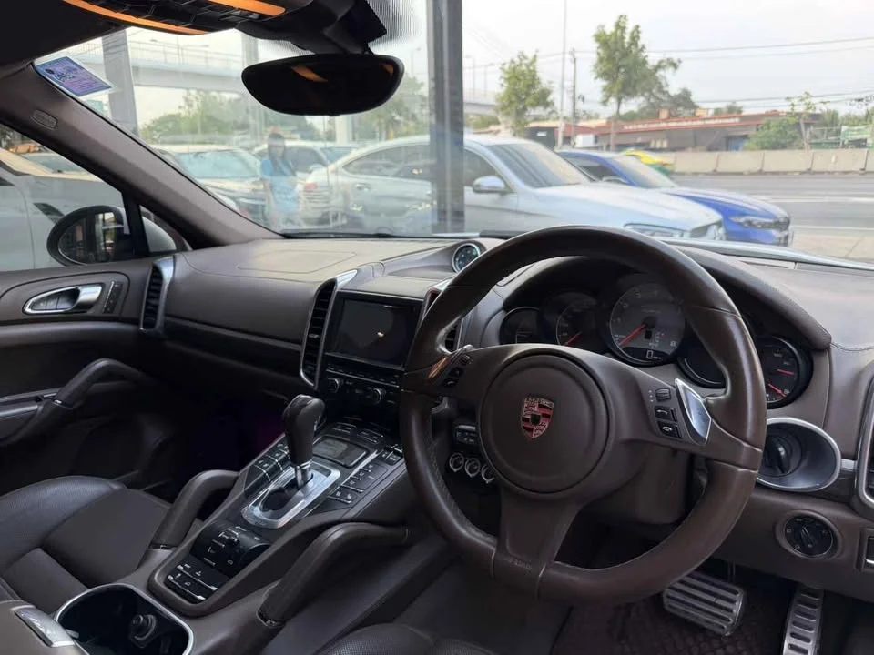 2013 Porsche Cayenne II 2