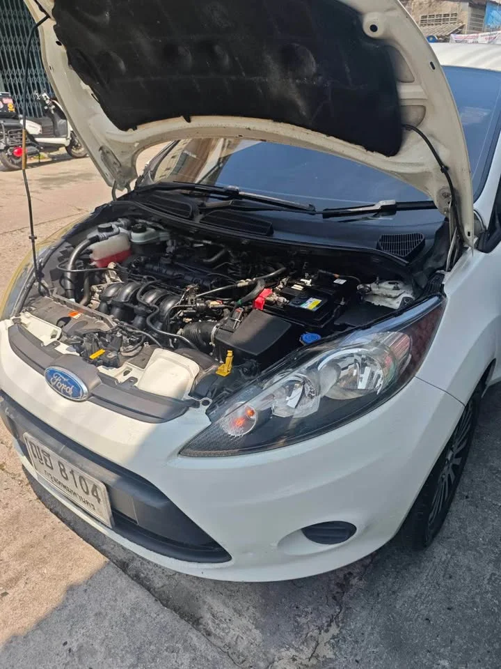 2555 Ford Fiesta VI 2