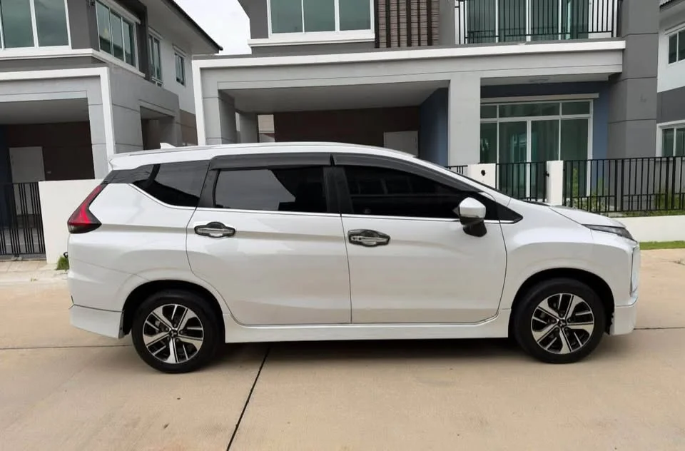 2020 Mitsubishi Xpander I 3