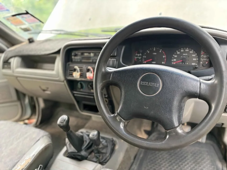 2000 Isuzu Faster Dragon Eyes III 2