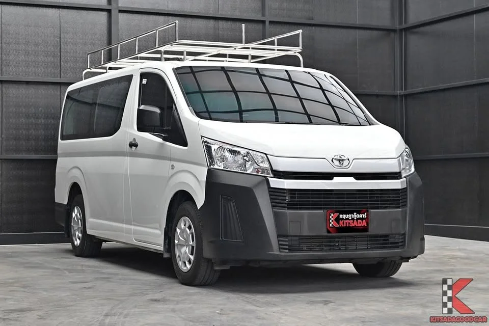 2022 Toyota HiAce VI (H300) 2
