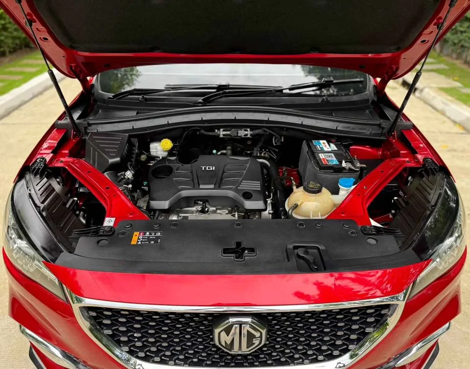 2021 MG HS 2