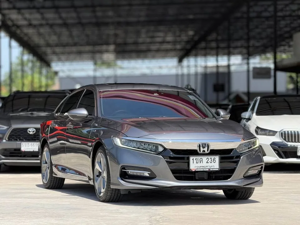 2020 Honda Accord X 3