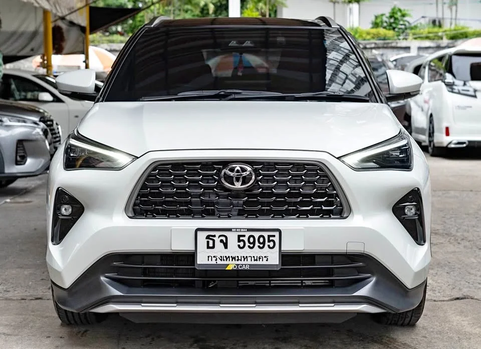 2024 Toyota Yaris Cross AC200 2
