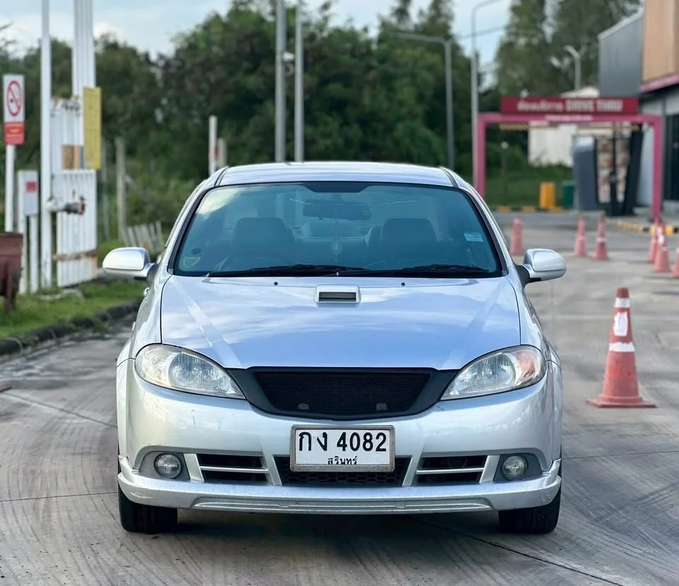 2010 Chevrolet Optra 3