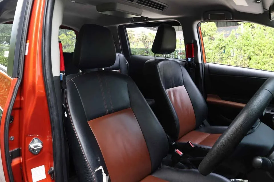 2016 Toyota Sienta II 2
