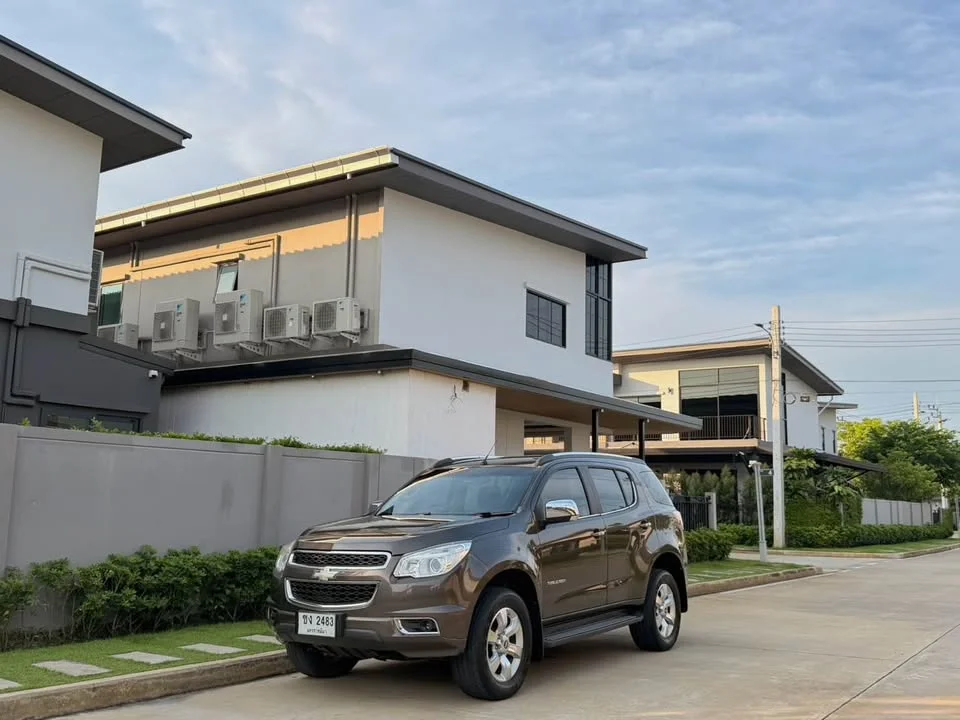 2013 Chevrolet TrailBlazer II 2
