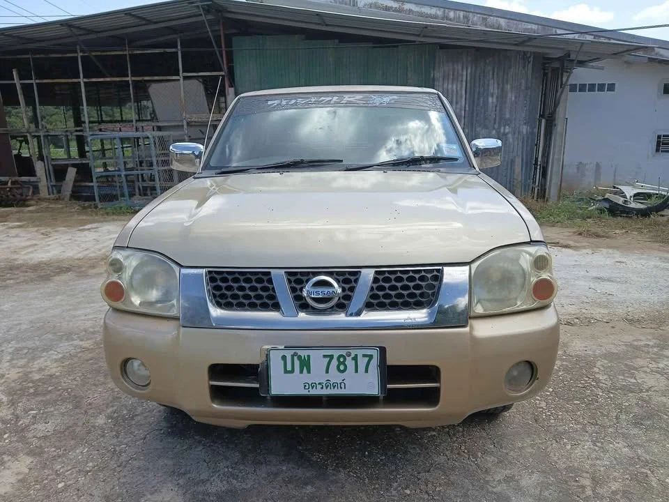 2003 Nissan Frontier I 2