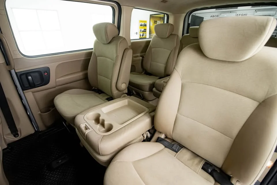 2012 Hyundai H-1 II 2