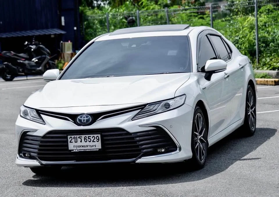2021 Toyota Camry VIII (XV70) 3