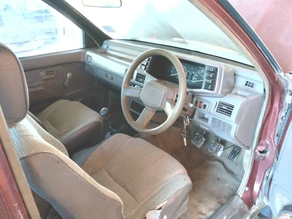 1992 Isuzu TFR III 3