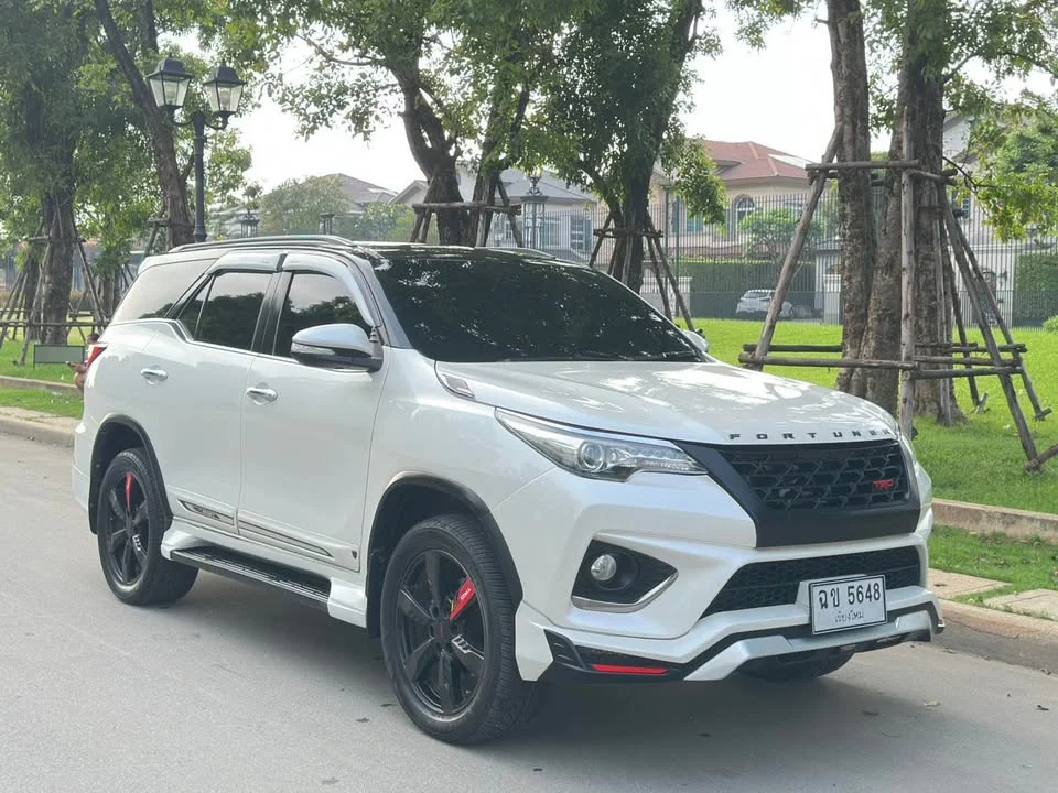 2016 Toyota Fortuner II 3