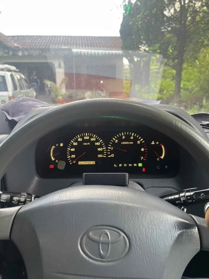 2001 Toyota Land Cruiser Prado J90 3