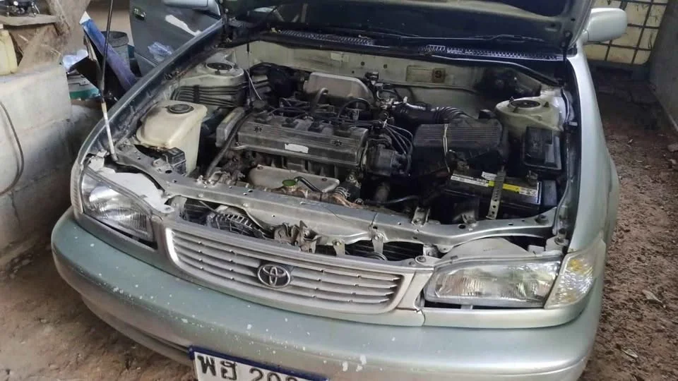 Toyota Corolla Altis VIII (E110) 2