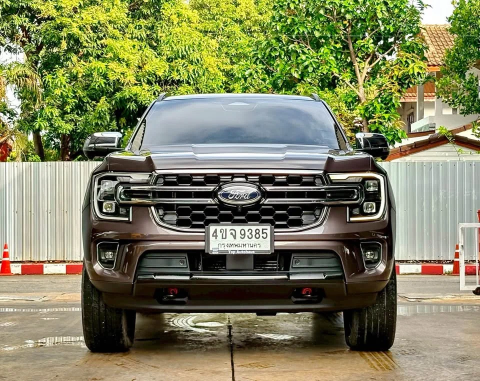 2023 Ford Everest III 2