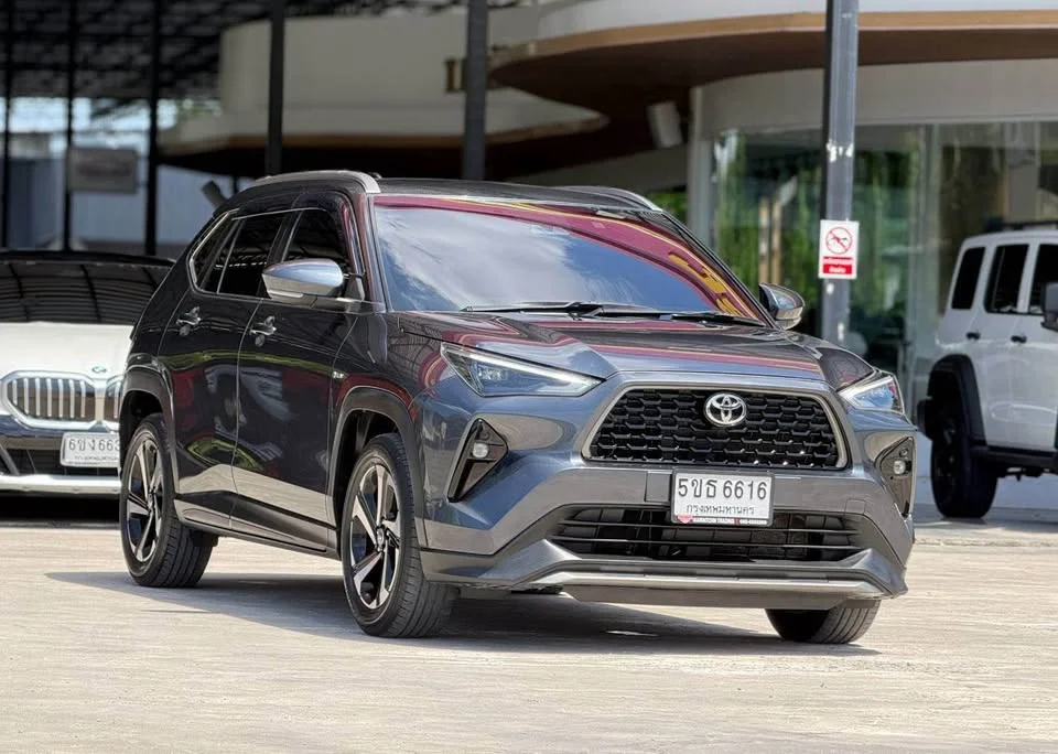 2024 Toyota Yaris Cross AC200 2