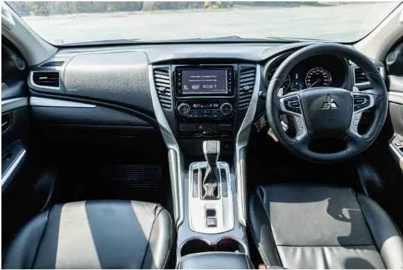 2018 Mitsubishi Pajero Sport III 3