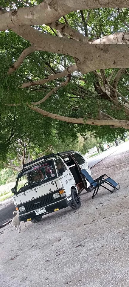 2027 Toyota Commuter III 3