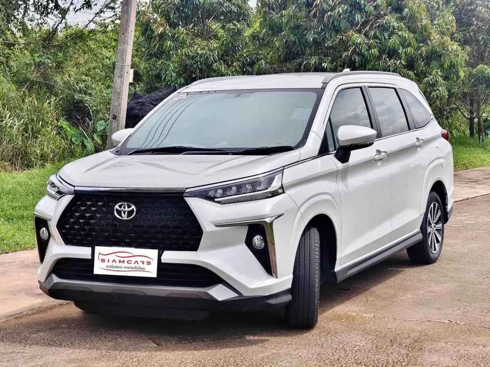 2023 Toyota Veloz III 3