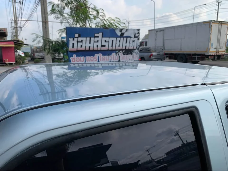 1996 Isuzu TFR III 2