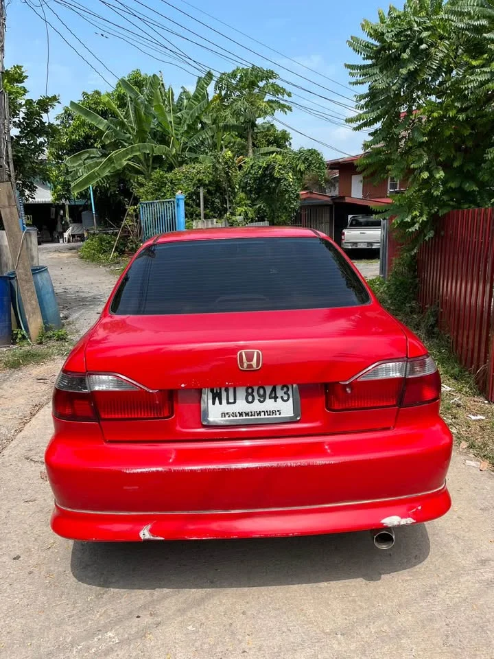 1998 Honda Accord VI 3